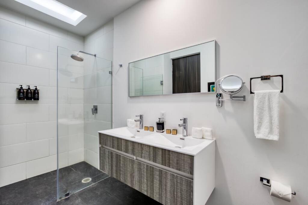Apartamento Medellin 148 By Mr W - 1br Roma Norte View 504